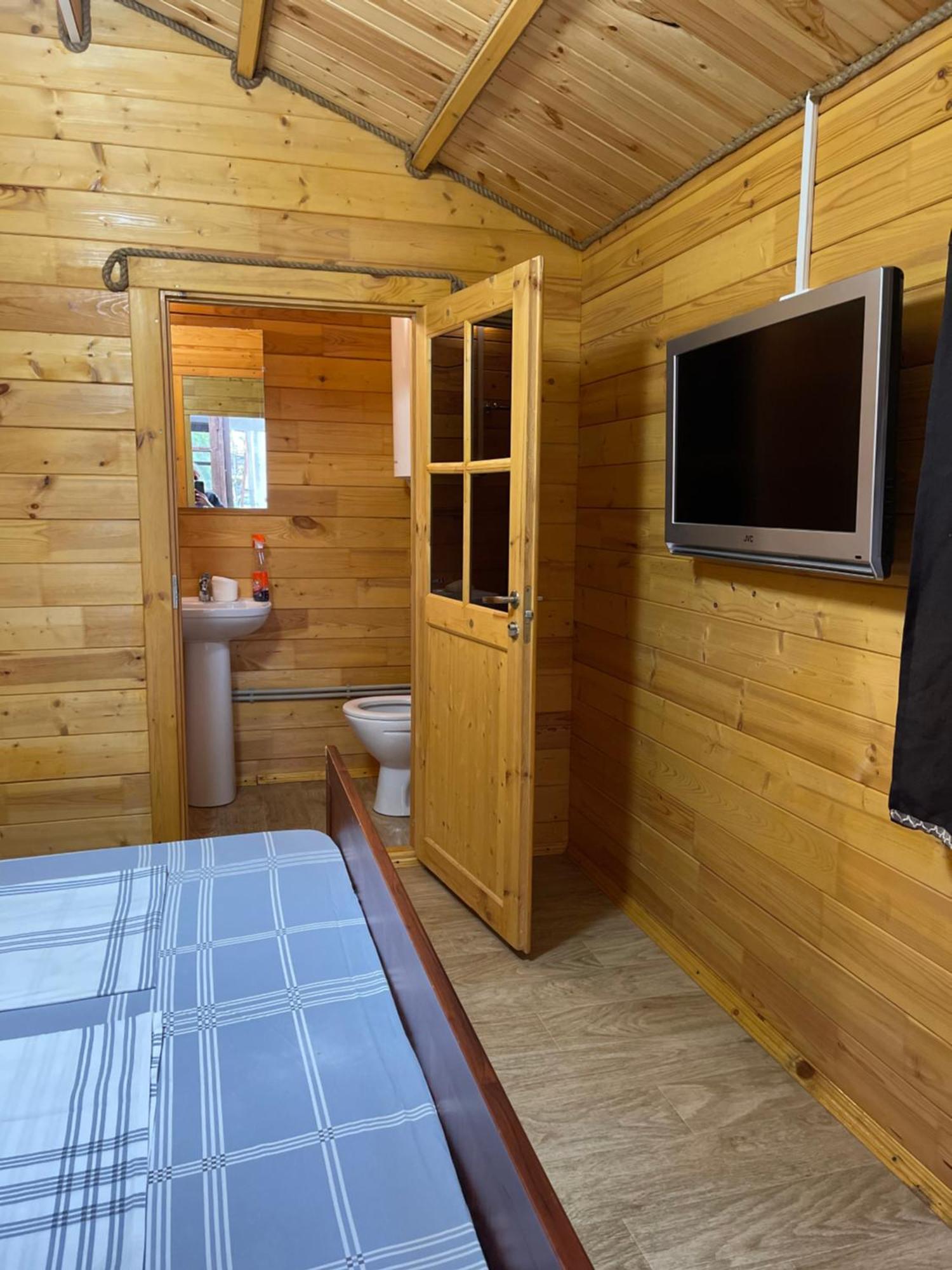 Guest House Vladimir Гагра Екстериор снимка